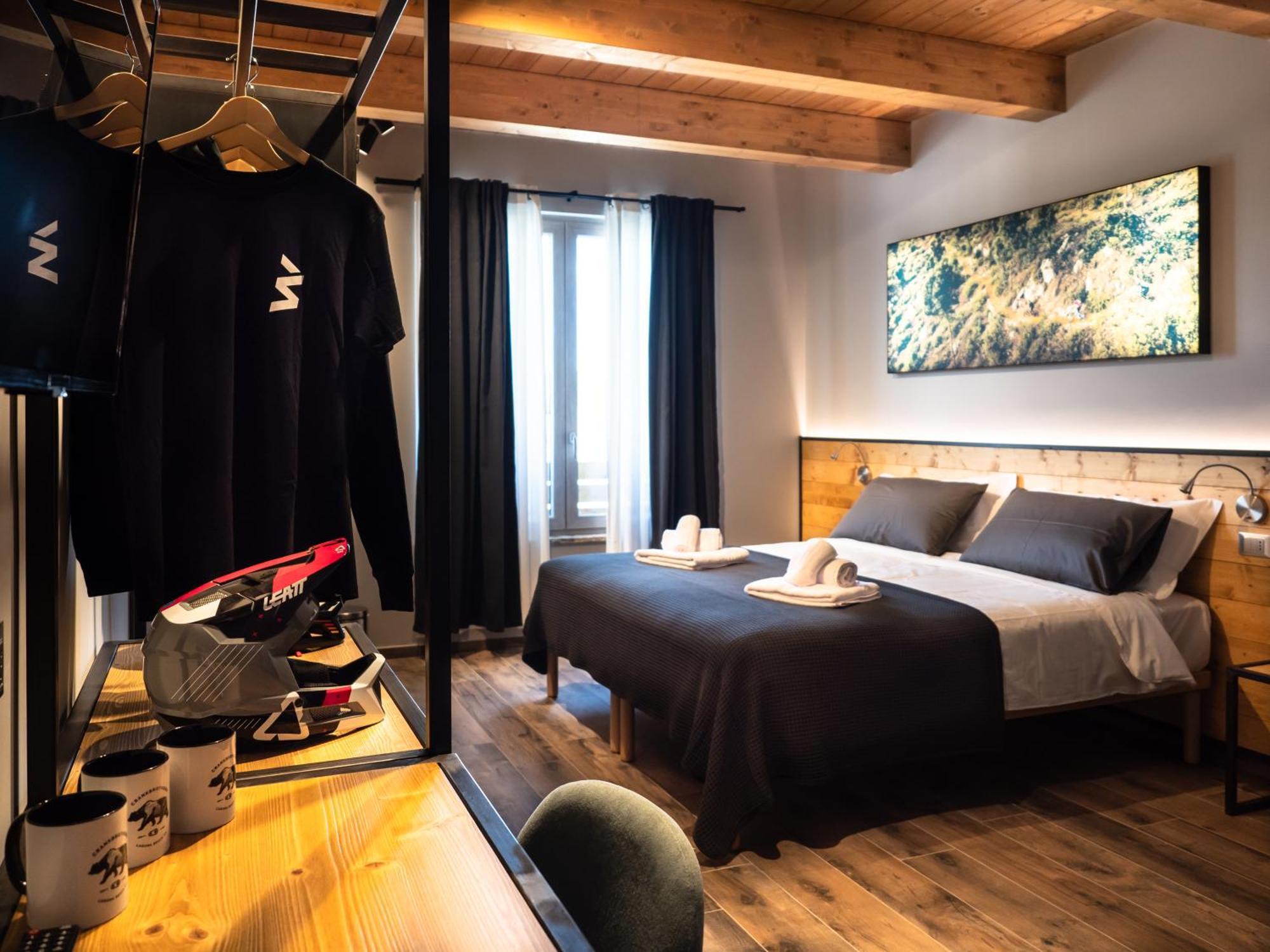 Sleep 'N' Ride Massa Marittima Hotel Екстериор снимка